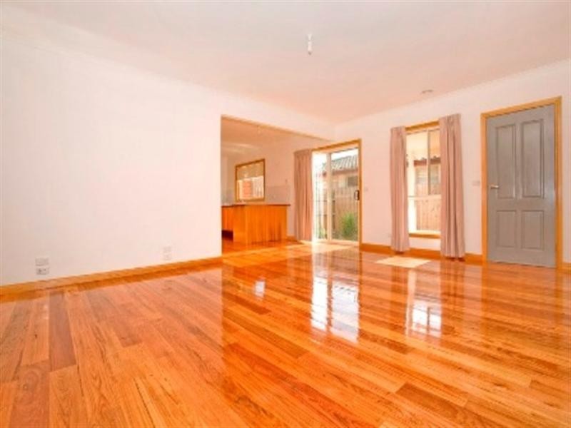 2/9 Konrads Crescent, Highton VIC 3216