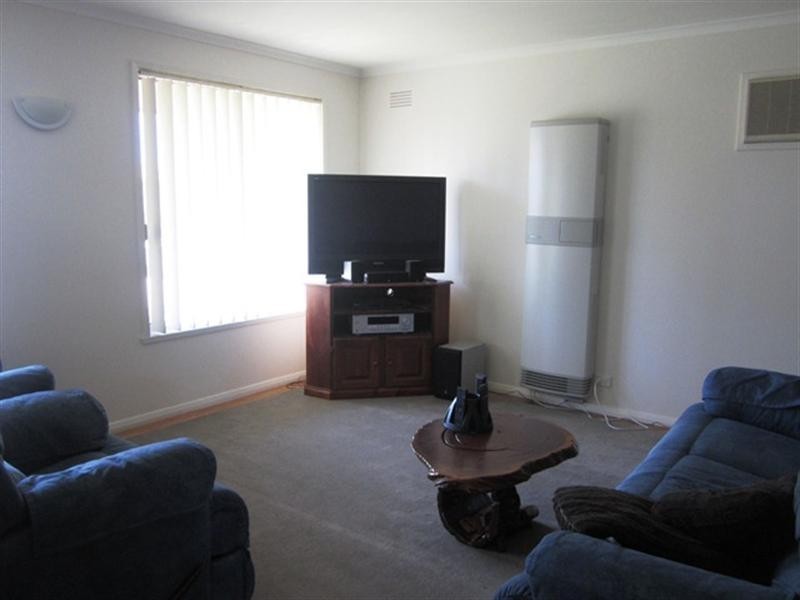 44 St James Street, St Albans Park VIC 3219