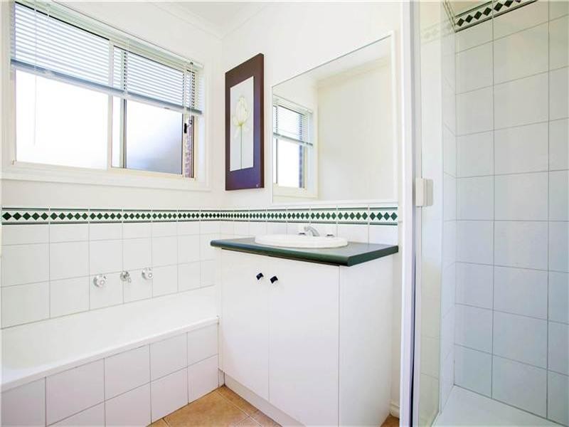 50 Huon Crescent, Leopold VIC 3224