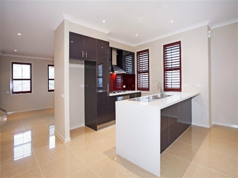 4/100-108 West Fyans Street, Newtown VIC 3220