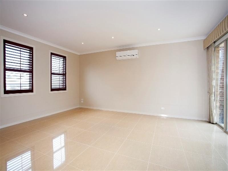 4/100-108 West Fyans Street, Newtown VIC 3220