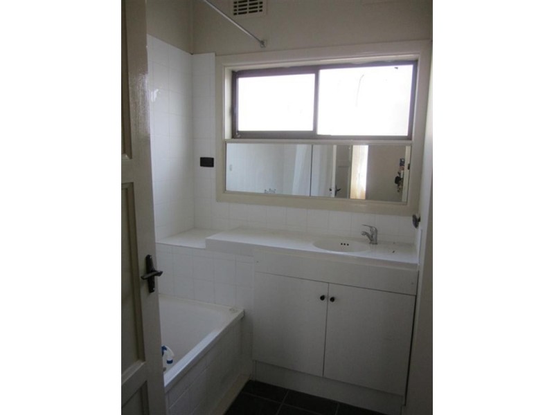 9 Watsonia Avenue, Norlane VIC 3214