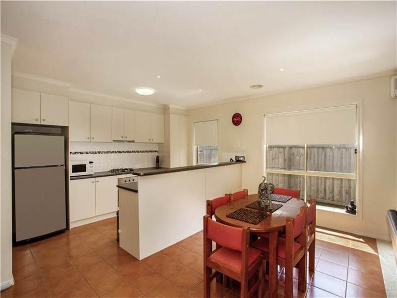 3/11-13 Roseview Way, St Albans Park VIC 3219