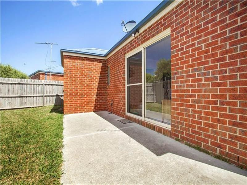 3/11-13 Roseview Way, St Albans Park VIC 3219