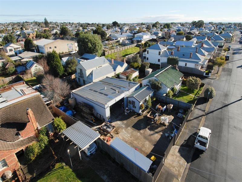 27 Coquette Street, Geelong West VIC 3218