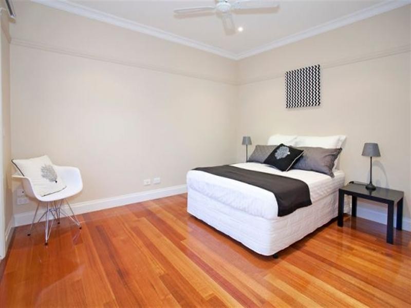 18 Walker Street, Rippleside VIC 3215