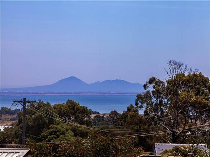 20 Donvale Drive, Leopold VIC 3224