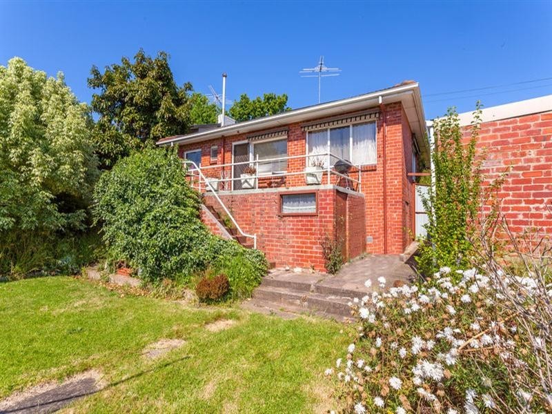 11 Riverview Terrace, Belmont VIC 3216