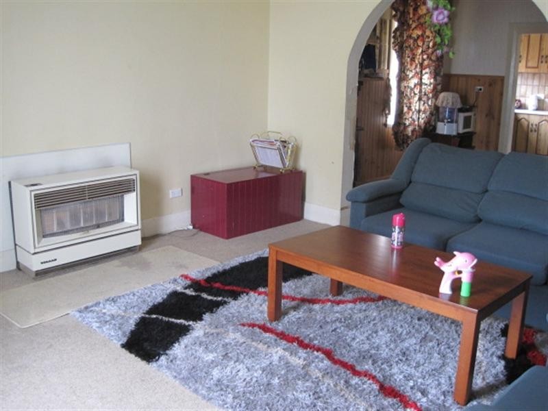 60 Roslyn Road, Belmont VIC 3216