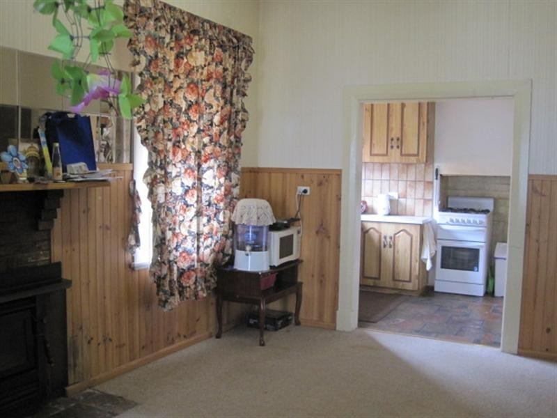 60 Roslyn Road, Belmont VIC 3216