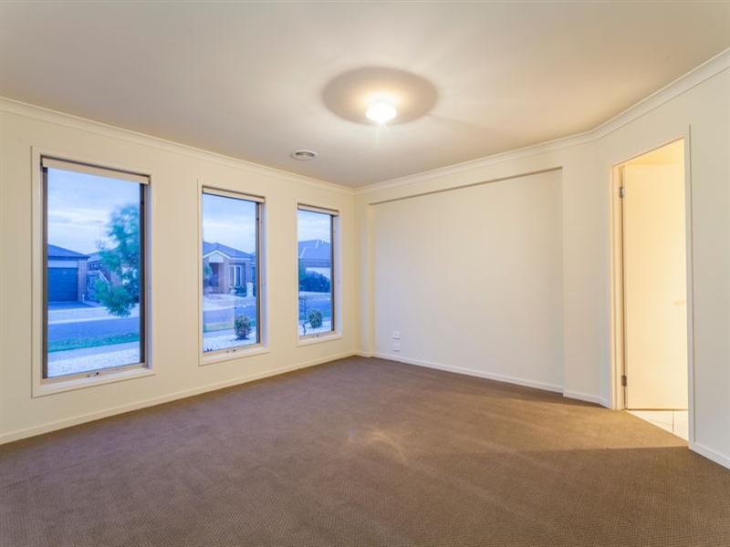 11 Nell Link, Leopold VIC 3224