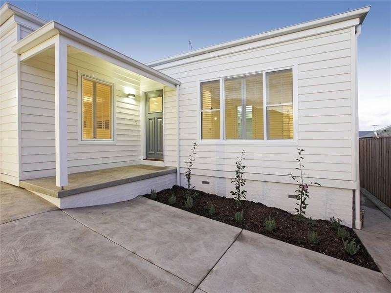 42B Nicholas Street, Newtown VIC 3220