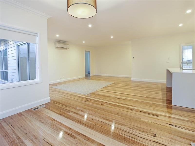 42B Nicholas Street, Newtown VIC 3220
