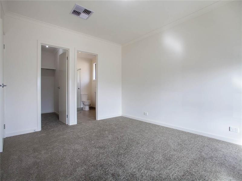 35 Creekside Drive, Drysdale VIC 3222