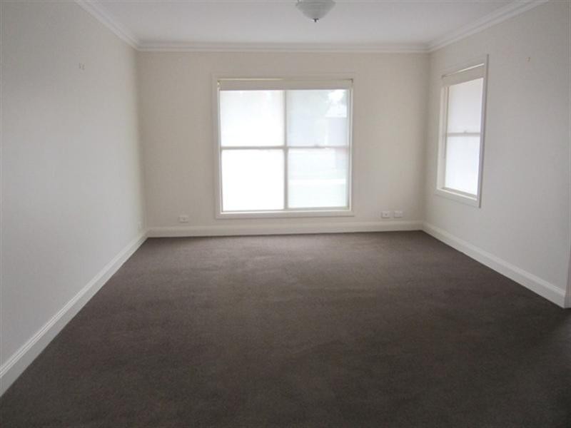 1/96 Roslyn Road, Belmont VIC 3216