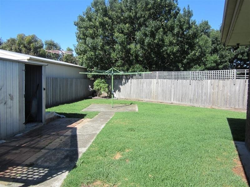 4 Galaxy Court, Whittington VIC 3219