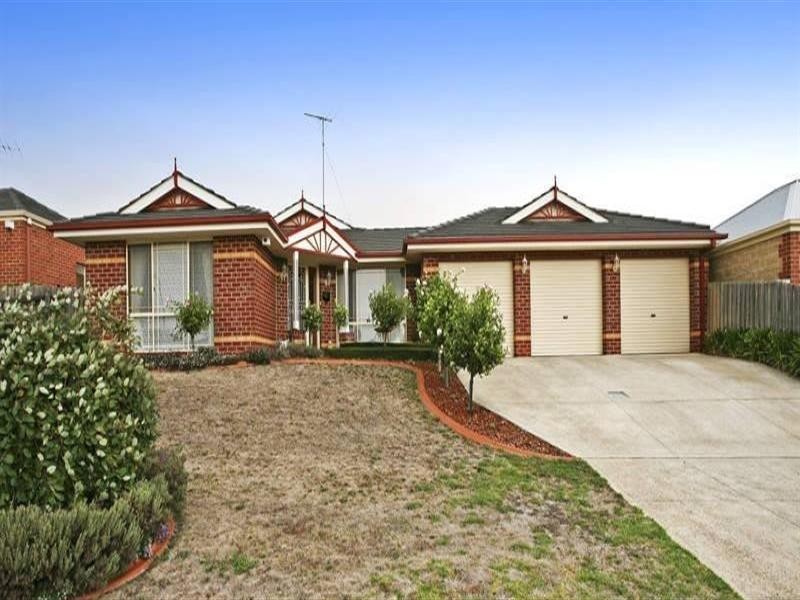 4 Cabernet Crescent, Waurn Ponds VIC 3216