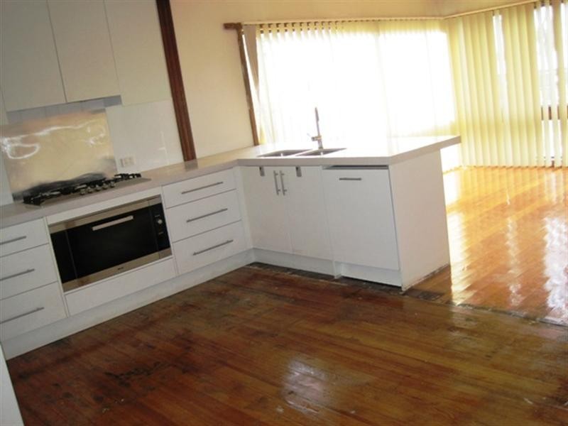 70 Vines Road, Hamlyn Heights VIC 3215