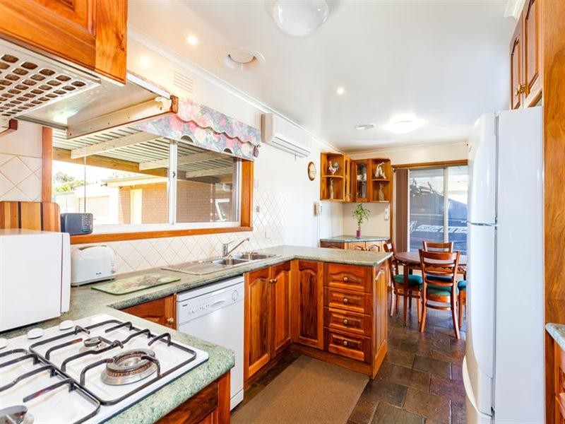 6 Tamala Avenue, Marshall VIC 3216