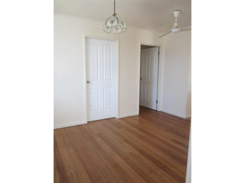 12 Armstrong Court, Whittington VIC 3219