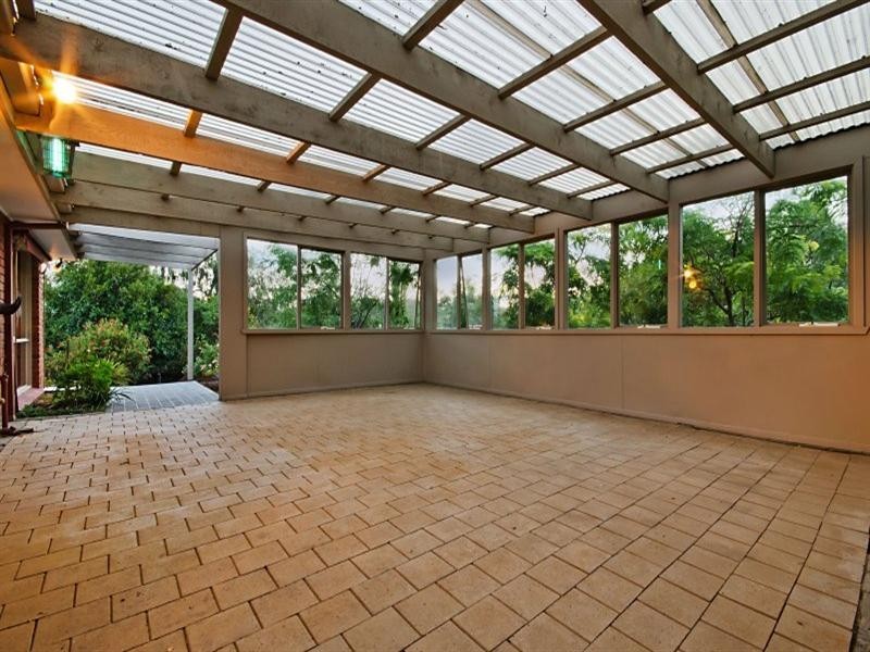 1 Farrer Close, Wandana Heights VIC 3216