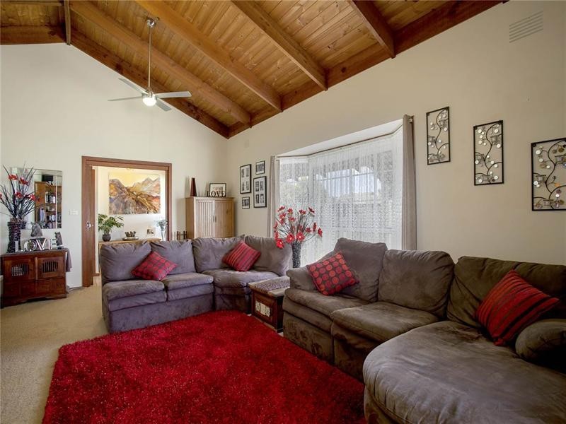 1 Durran Street, St Albans Park VIC 3219