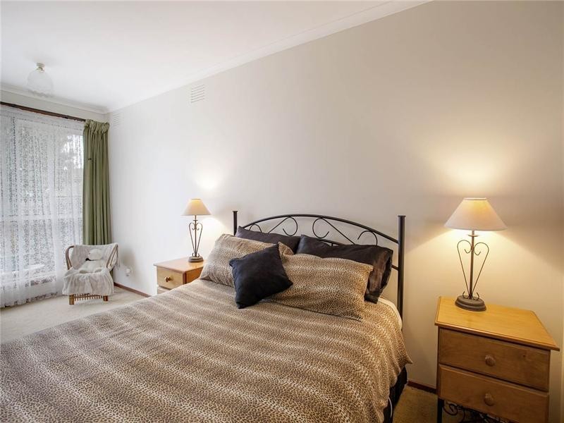 1 Durran Street, St Albans Park VIC 3219