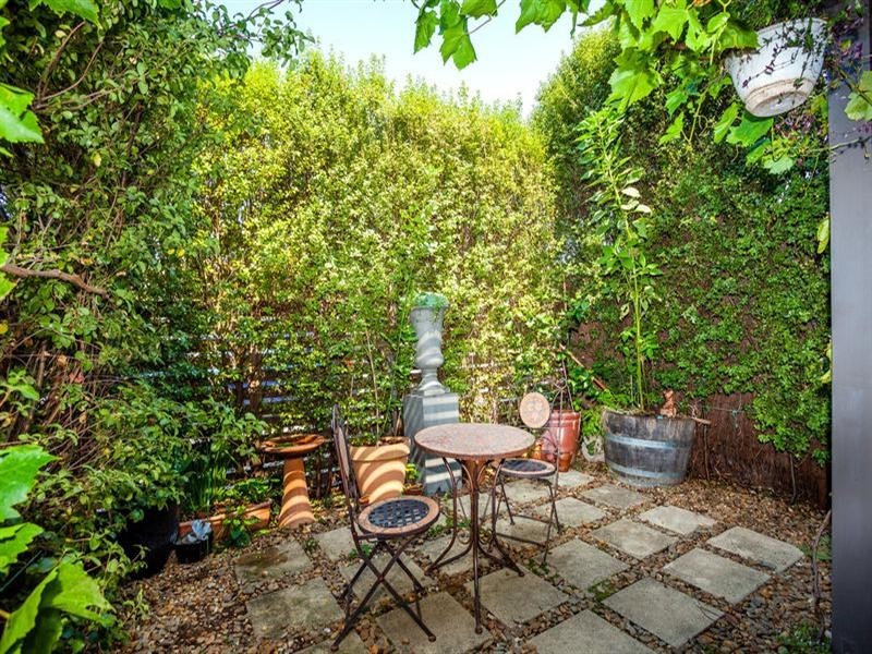 2/14 Osborne Avenue, North Geelong VIC 3215