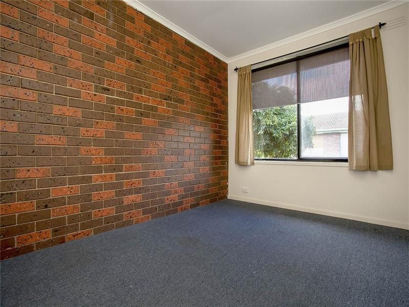 6/220 wilsons Road, Whittington VIC 3219