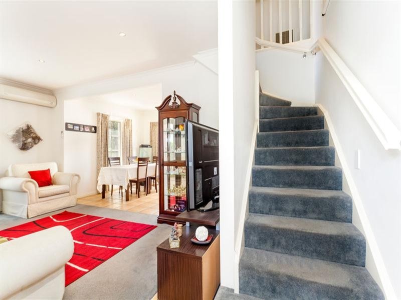 1/73 Marshall Street, Newtown VIC 3220