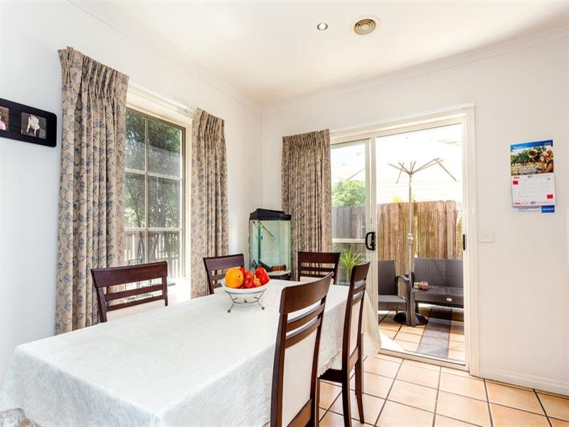 1/73 Marshall Street, Newtown VIC 3220