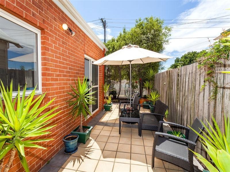1/73 Marshall Street, Newtown VIC 3220