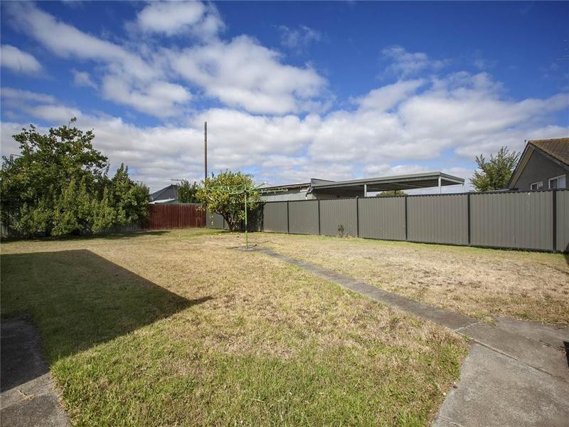 21 Pinder Court, St Albans Park VIC 3219