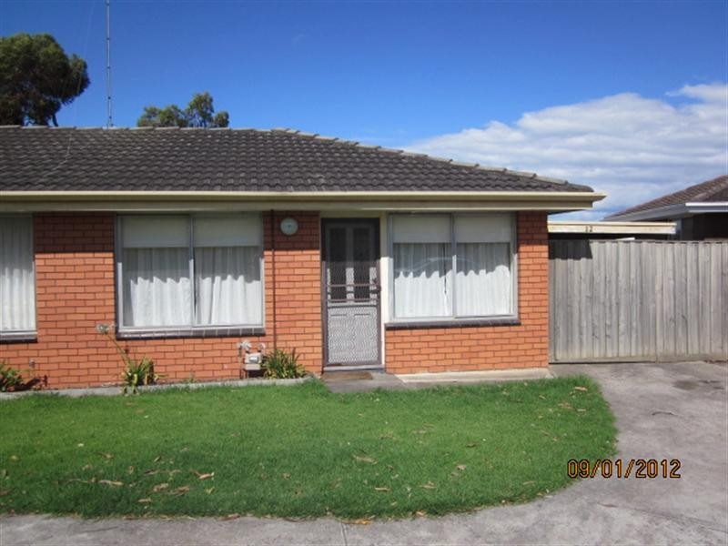 12/3 Hagen Court, Belmont VIC 3216