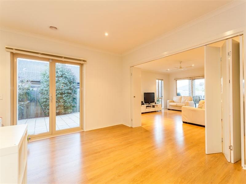 13 Malbec Loop, Waurn Ponds VIC 3216