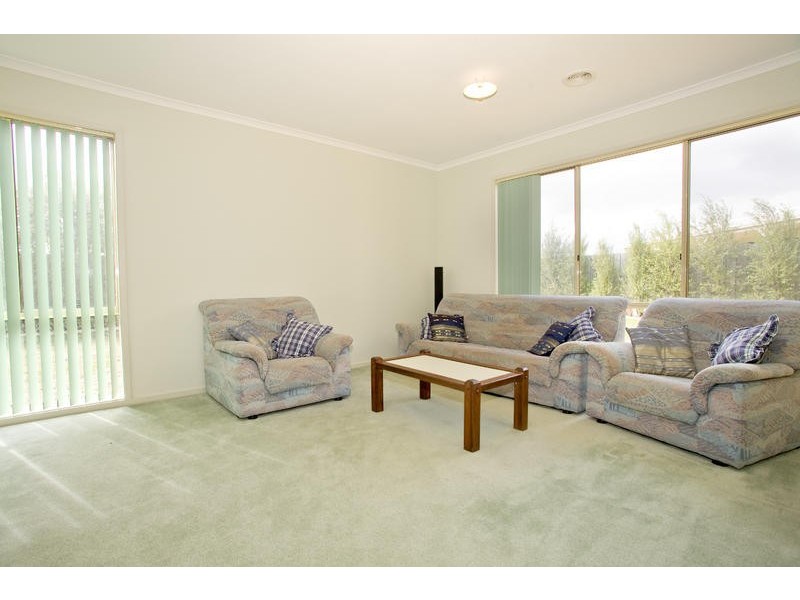 4 Newbank Court, Leopold VIC 3224