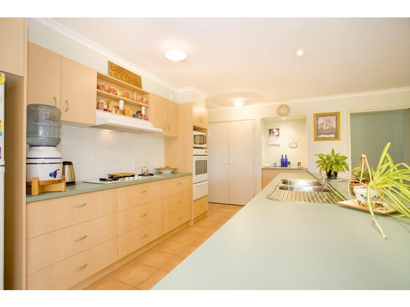 4 Newbank Court, Leopold VIC 3224