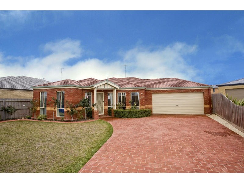 4 Newbank Court, Leopold VIC 3224