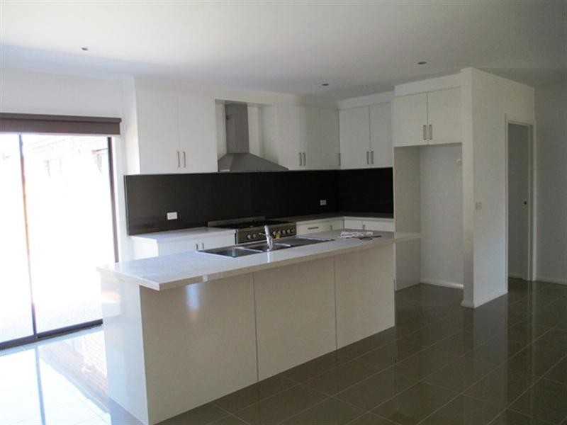 63 Sydenham Avenue, Manifold Heights VIC 3218