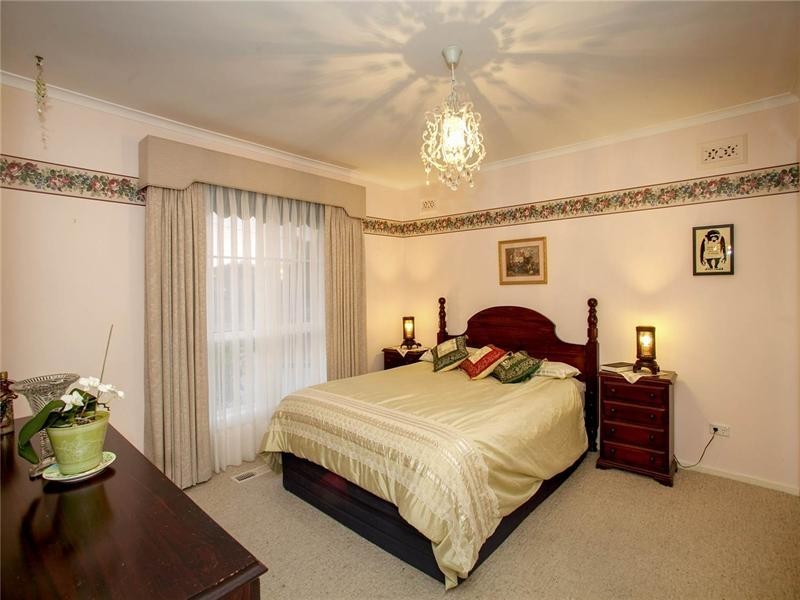 23 Carmichael Court, Leopold VIC 3224