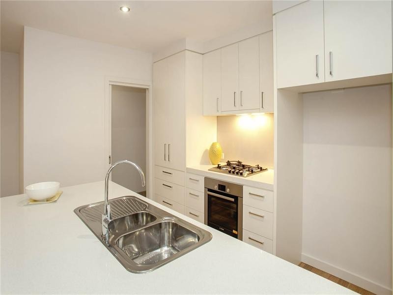 5B College Court, Newtown VIC 3220