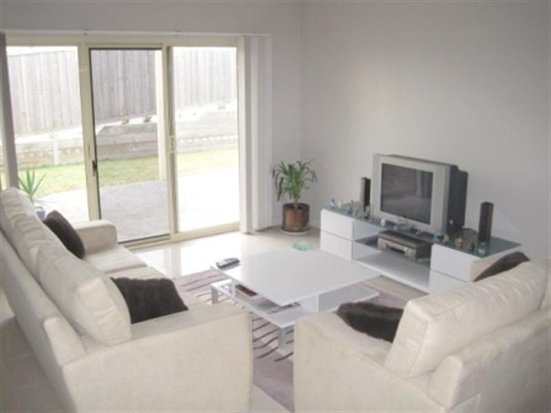 10 Cedarville Close, Highton VIC 3216