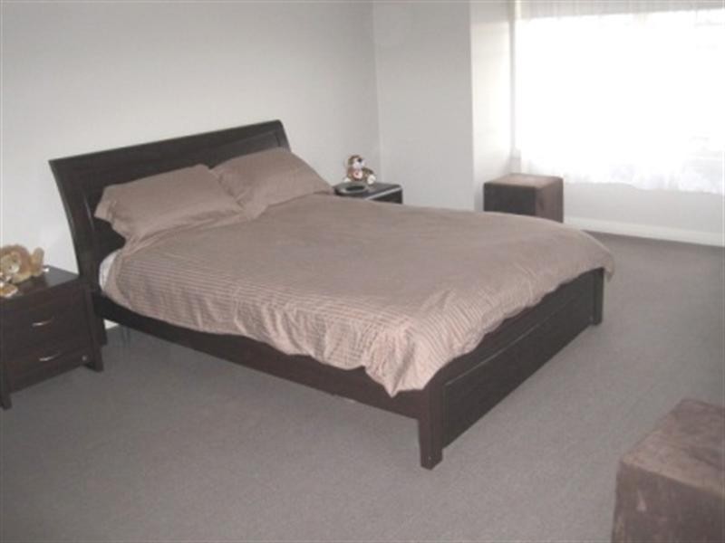 10 Cedarville Close, Highton VIC 3216