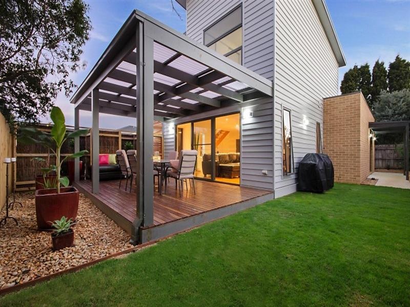 2/10 Fairview Street, Belmont VIC 3216