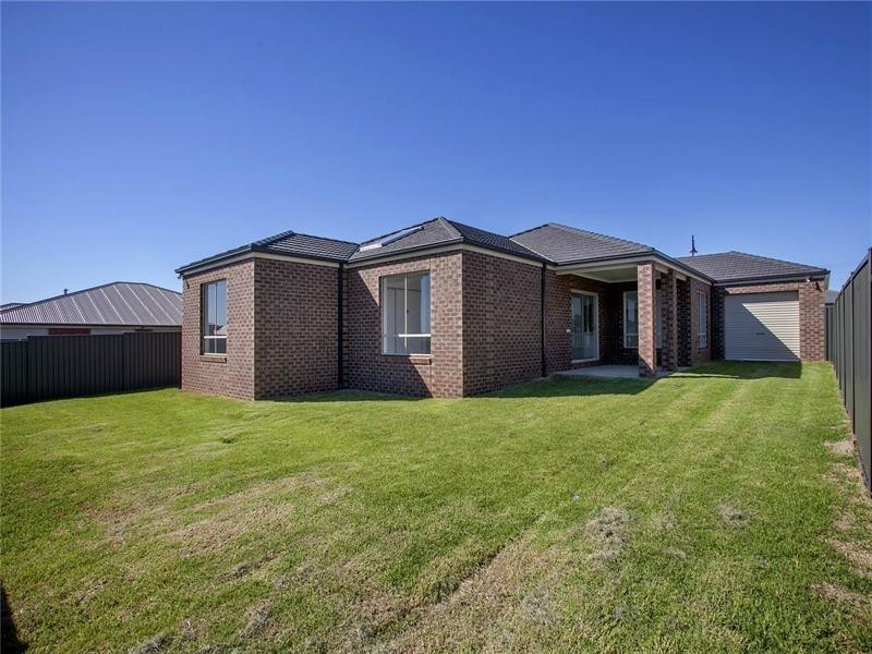 11 View Bella Road, Drysdale VIC 3222