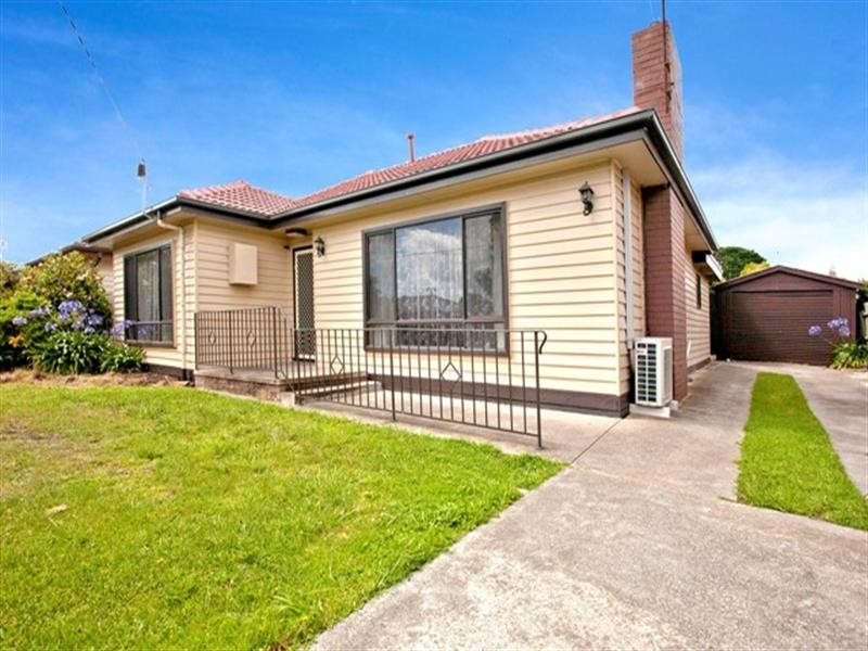 22 Charles Street, Newcomb VIC 3219