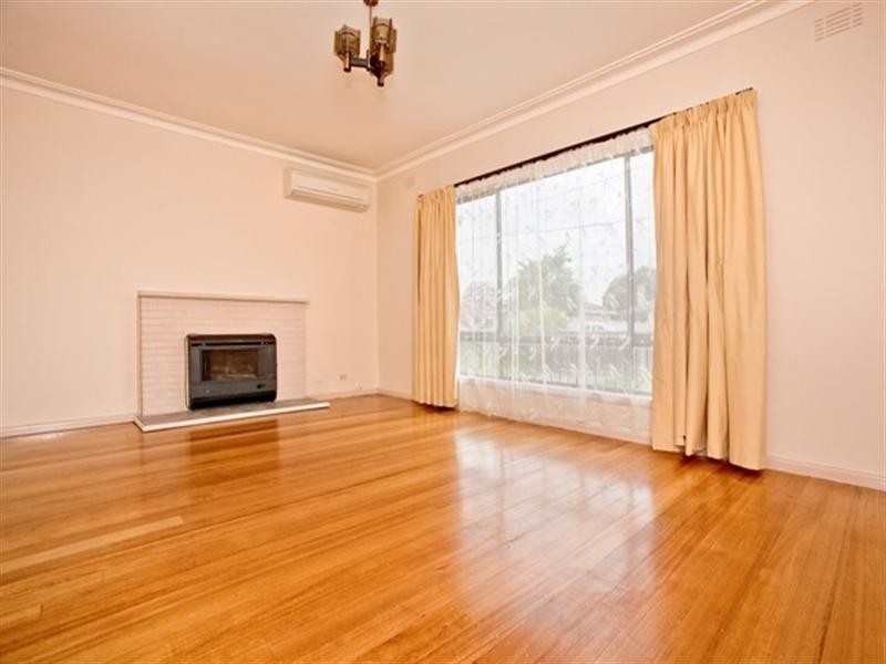 22 Charles Street, Newcomb VIC 3219