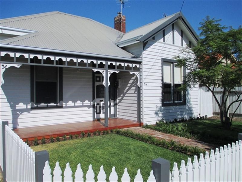 14 Bay Street, Rippleside VIC 3215