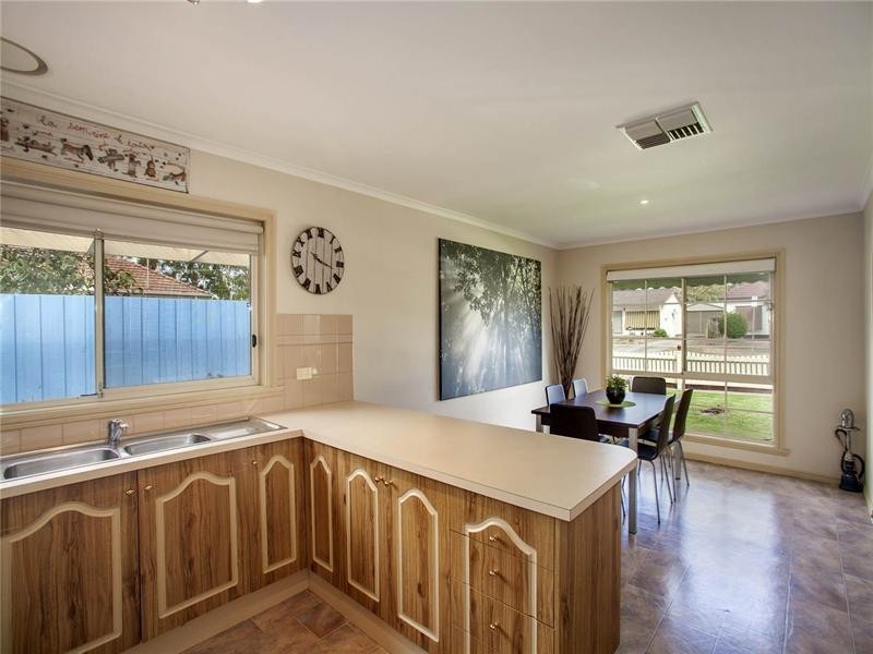 1/1 Tyrone Street, Hamlyn Heights VIC 3215