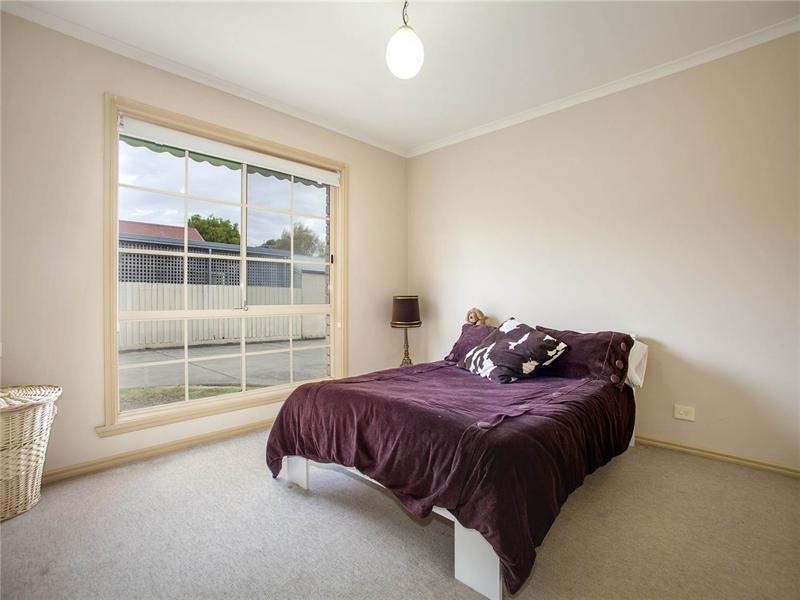 1/1 Tyrone Street, Hamlyn Heights VIC 3215